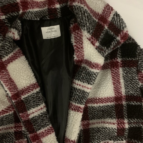 Coat for automne. Oversize. Made by Urban Heritage. Large. - Picture 3 of 3